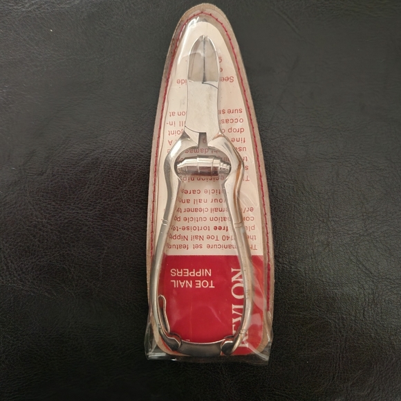 Revlon Accessories Vintage Revlon 24 Toe Nail Nippers Made In